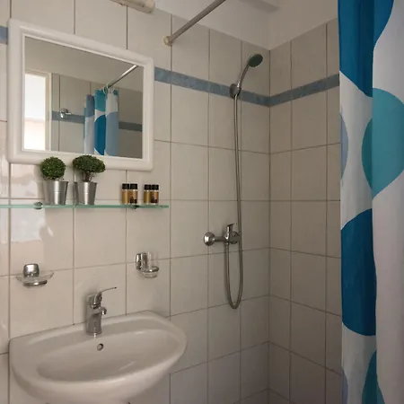 梅塔科亚公寓