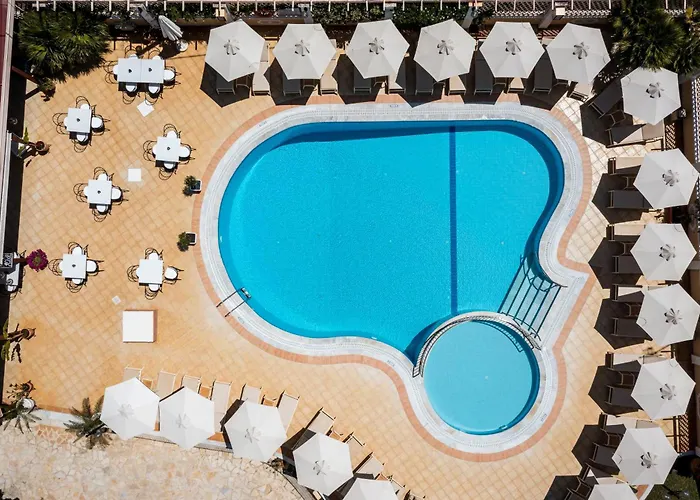 شقة Metaxa Kávos