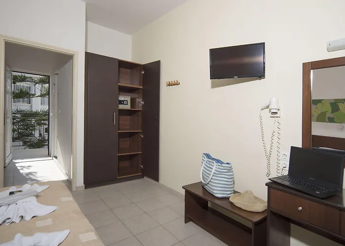 شقة Metaxa Kávos